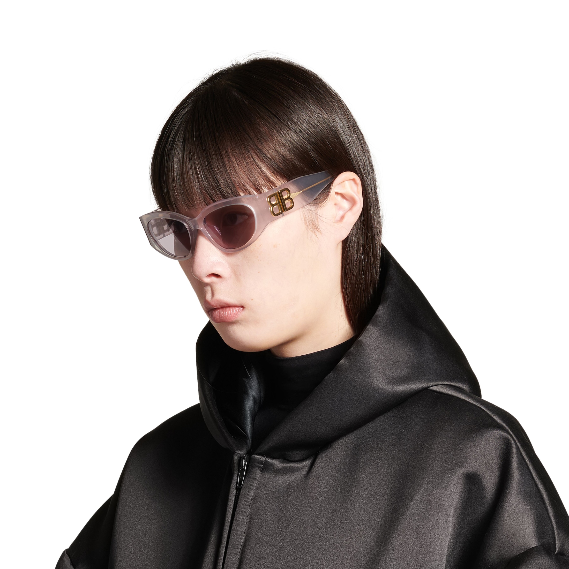 Women’s Bossy Round Af Sunglasses in Light Pink - Image 5